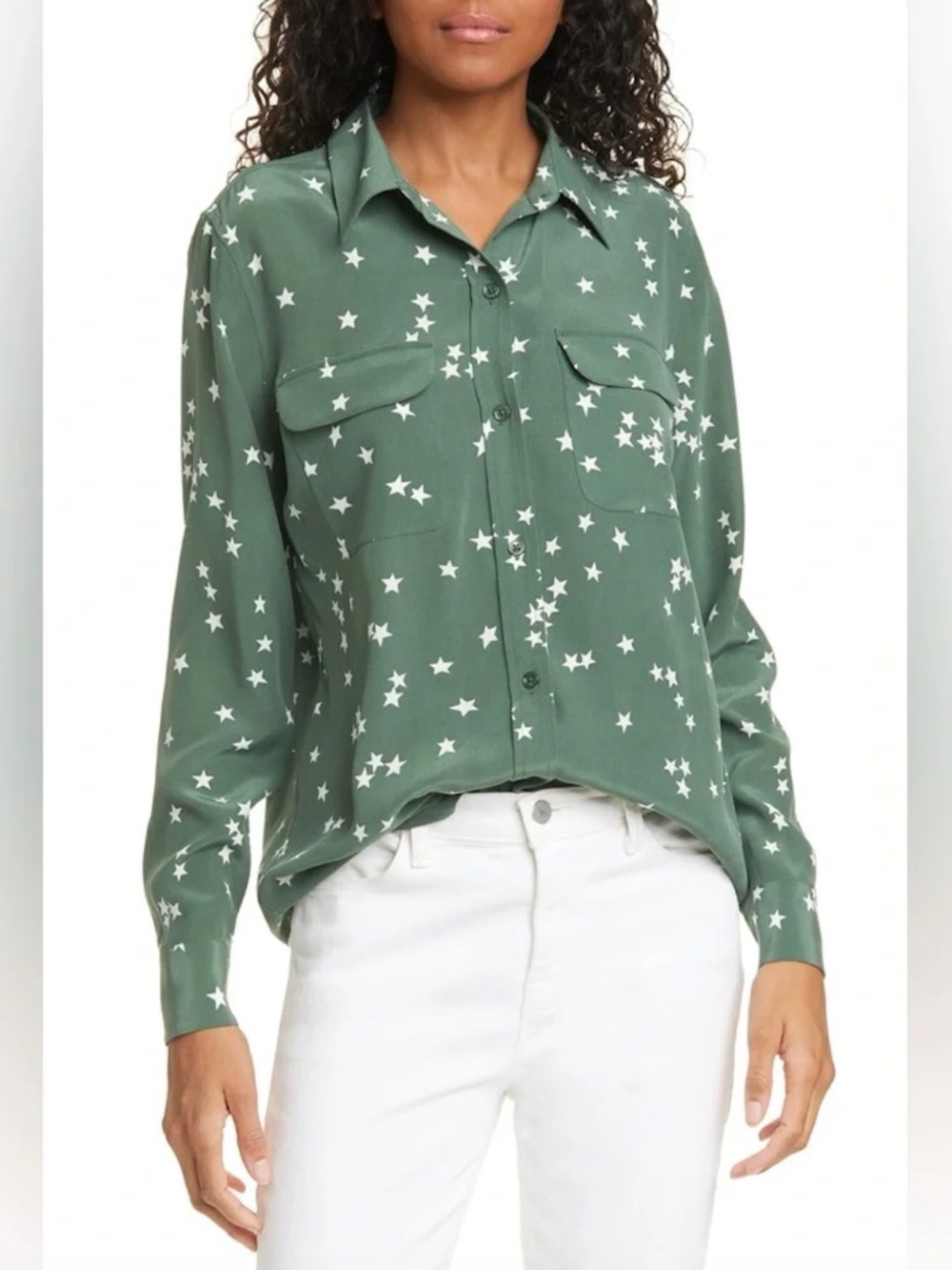 $280 EQUIPMENT Slim Signature Silk Blouse in Cilantro/White Star Print EUC/sz L